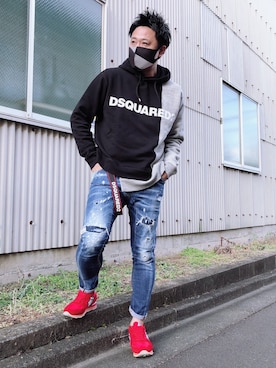 「DSQUARED2（ディースクエアード）のアイテム（パーカー）」を使った、yohさん（メンズ・184cm）の冬コーディネート