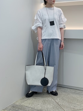 「HIROKO HAYASHI（ヒロコハヤシ）のOTTICA（オッティカ）トートバッグ（トートバッグ、ホワイト系）」を使った、iw_HHさん（レディース・160cm）の夏コーディネート