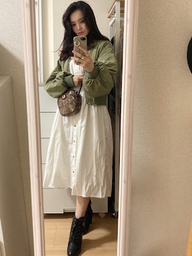 「レースアップシューズ」｜「アイテム（MA-1）」を使った、pekoさん（レディース・158cm）の秋コーディネート