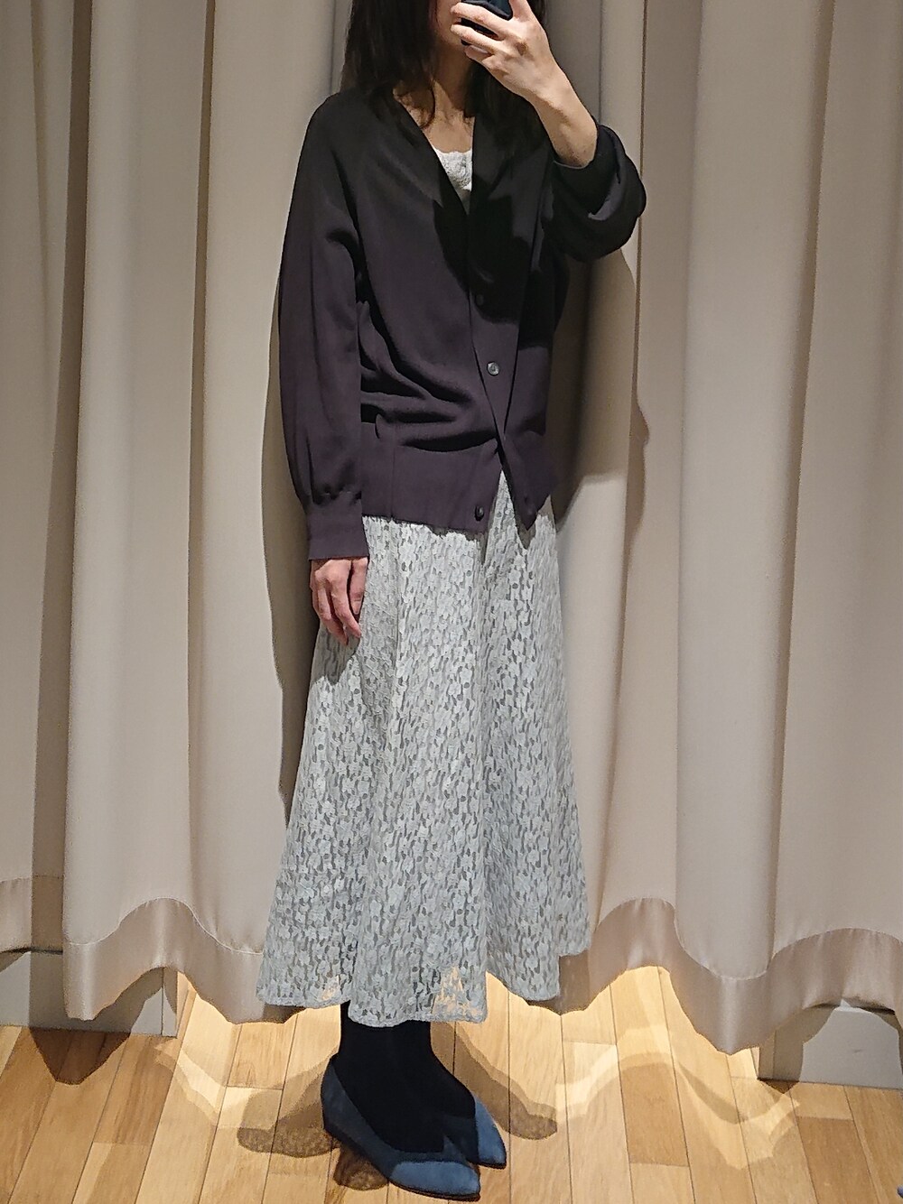 「NATURAL BEAUTY BASICのアイテム（スカート、グリーン系）」を使った、miku～未来～さん（レディース・160cm）の春コーディネートの2枚目の写真