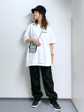 「PBLIM（ページボーイリム）のPAGEBOYLIM/ロゴ刺繍バケットハット2（ハット）」を使った、さわさん（レディース・163cm）の春コーディネート