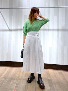 「ショート丈トップス」｜「アイテム（スリッポン）」を使った、さわさん（レディース・163cm）の春コーディネート