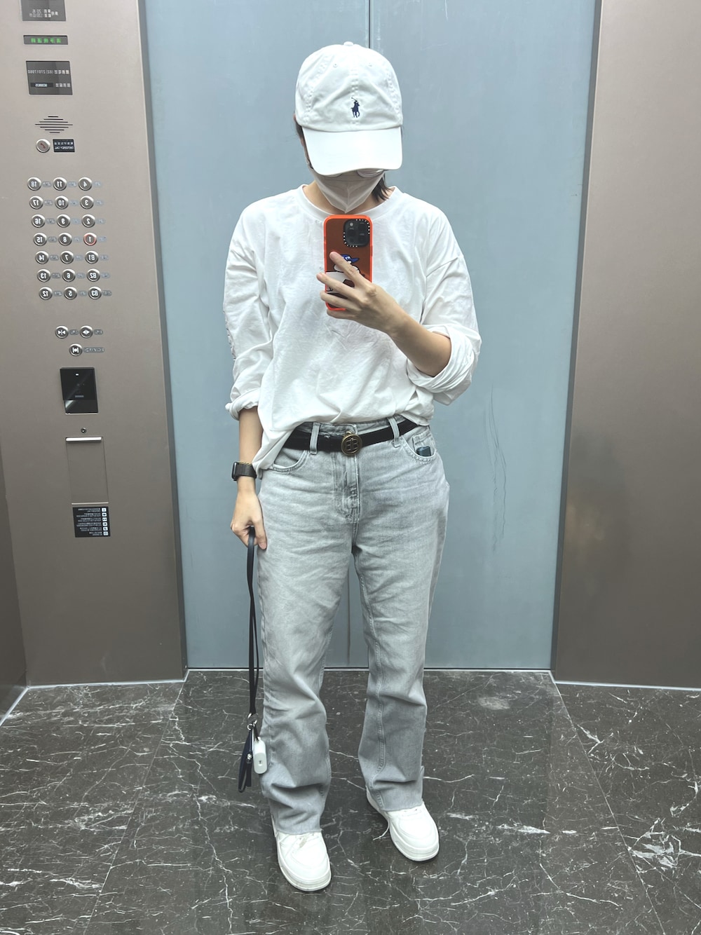 「カジュアルスタイル、ootd、きれいめカジュアル、お出かけ」｜「POLO RALPH LAURENのPOLO RALPH LAUREN ポロ ラルフローレン ストラップバック キャップ Cotton Classic Hat（キャップ、ホワイト系）」を使った、Angie Chengさん（レディース・159cm）の春コーディネートの1枚目の写真