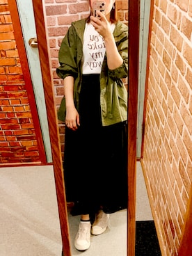「Honeys（ハニーズ）のアイテム（マウンテンパーカー）」を使った、HITOMI61さん（レディース・157cm）の春コーディネート