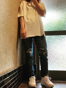 「AZUL（アズール）のアイテム（パンツ）」を使った、HITOMI61さん（レディース・157cm）の夏コーディネート