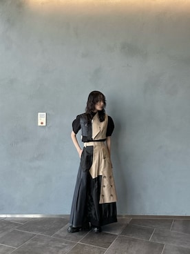「トレンチ」｜「アイテム（アクセサリー）」を使った、REINAさん（レディース・162cm）の夏コーディネート
