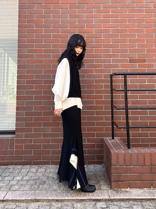 UN3D.（アンスリード）の「STITCH CABLE ASYMME LAYERED SK