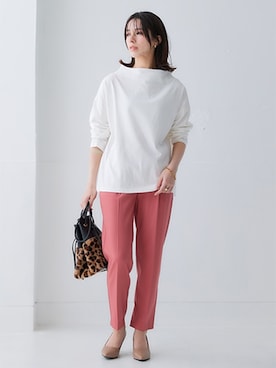 「nissen（ニッセン）の【褒められシルエット】テーパードパンツ（スラックス）」を使った、nissen Ladies Modelsさん（レディース・160cm）の夏コーディネート