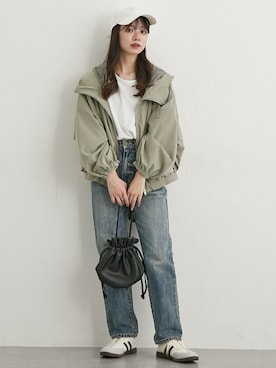 「nissen（ニッセン）のハイウエストストレートデニムパンツ　ノンストレッチジーンズ（デニムパンツ）」を使った、nissen Ladies Modelsさん（レディース・153cm）の冬コーディネート