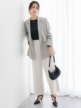「アイテム（フォーマルスーツ/小物）」を使った、nissen Ladies Modelsさん（レディース・167cm）の秋コーディネート