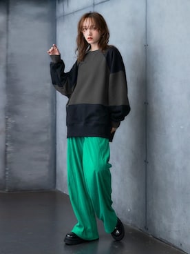 「レギュラー」｜「アイテム（スウェット）」を使った、nissen Ladies Modelsさん（レディース・166cm）の秋コーディネート