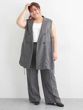 「nissen（ニッセン）の【レディーススーツ】風が通るカラミメッシュ素材ロングジレパンツスーツ（ジレ＋ワイドパンツ）＜大きいサイズ有＞（フォーマルスーツ/小物、ブラック系）」を使った、nissen Ladies Modelsさん（レディース・155cm）の春コーディネート