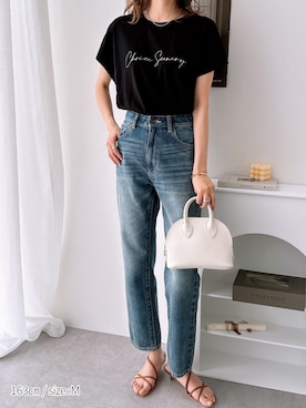 「nissen（ニッセン）のハイウエストストレートデニムパンツ　ノンストレッチジーンズ（デニムパンツ）」を使った、nissen Ladies Modelsさん（レディース・163cm）の春コーディネート