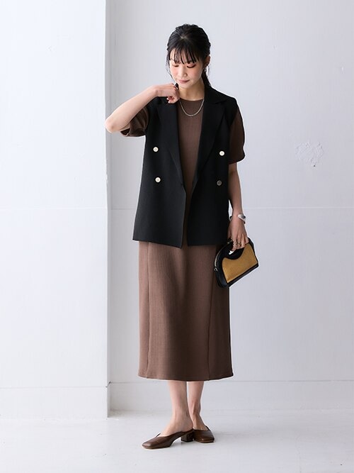 20代女性のオフィスカジュアル・OLの服装ファッション・通勤服