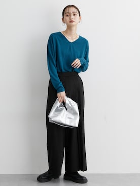 「首元ヌケ感」｜nissen Ladies Modelsさん（レディース・169cm）の秋コーディネート