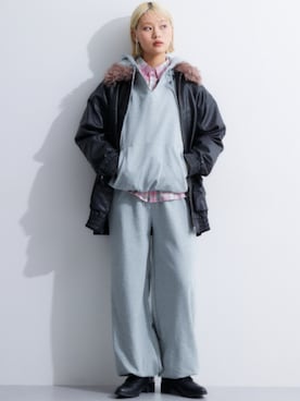 「レギュラー」｜「アイテム（スウェットパンツ）」を使った、nissen Ladies Modelsさん（レディース・165cm）の冬コーディネート