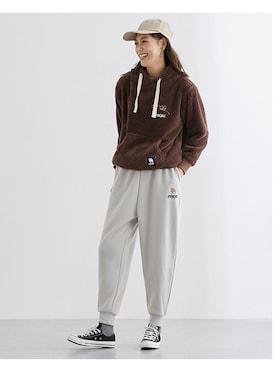 「レギュラー」｜「アイテム（スウェットパンツ）」を使った、nissen Ladies Modelsさん（レディース・170cm）の秋コーディネート