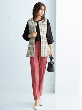 「nissen（ニッセン）の【褒められシルエット】テーパードパンツ（スラックス）」を使った、nissen Ladies Modelsさん（レディース・163cm）の夏コーディネート