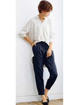 「首元ヌケ感」｜「アイテム（パンプス）」を使った、nissen Ladies Modelsさん（レディース・162cm）の冬コーディネート