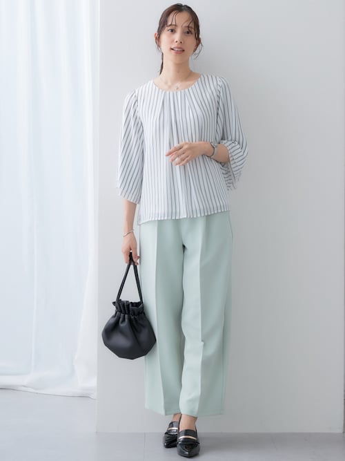 辰ページ ニット 前身タックボーダー クルーネックプルオーバー 五分袖