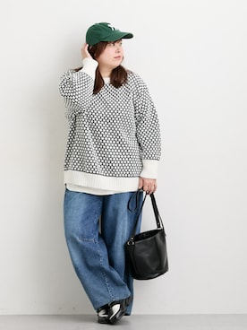 「SMILE LAND（スマイルランド）の＜大きいサイズ＞バレルレッグデニムパンツ（ゆったりヒップ）（デニムパンツ）」を使った、nissen Ladies Modelsさん（レディース・155cm）の秋コーディネート