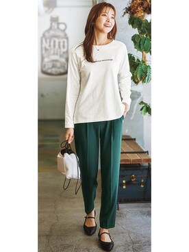 「nissen（ニッセン）の【褒められシルエット】テーパードパンツ（スラックス）」を使った、nissen Ladies Modelsさん（レディース・165cm）の夏コーディネート