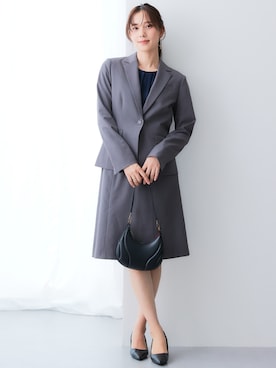 「アイテム（フォーマルスーツ/小物）」を使った、nissen Ladies Modelsさん（レディース・165cm）の秋コーディネート