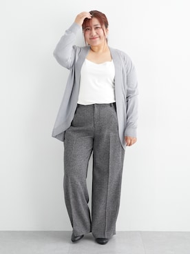 「nissen（ニッセン）の【レディーススーツ】風が通るカラミメッシュ素材ロングジレパンツスーツ（ジレ＋ワイドパンツ）＜大きいサイズ有＞（フォーマルスーツ/小物、ブラック系）」を使った、nissen Ladies Modelsさん（レディース・155cm）の春コーディネート