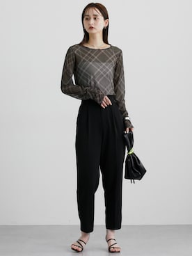 「レディースファッション」｜「アイテム（スラックス）」を使った、nissen Ladies Modelsさん（レディース・169cm）の夏コーディネート