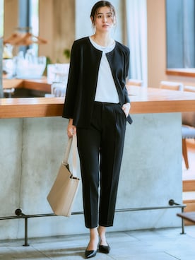 「アイテム（スーツセット）」を使った、nissen Ladies Modelsさん（レディース・168cm）の秋コーディネート