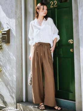 「首元ヌケ感」｜nissen Ladies Modelsさん（レディース・166cm）の春コーディネート