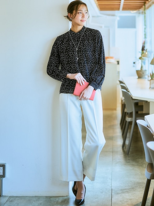 ユーバイウンガロ　パンツスーツ　ジャケット　ペイズリー　日本製 ユーバイウンガロ パンツスーツ ジャケット 花柄 ペイズリー 日本製