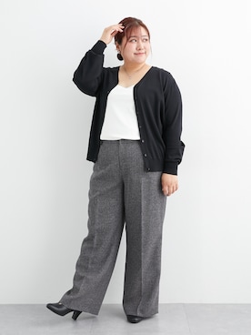 「nissen（ニッセン）の【レディーススーツ】風が通るカラミメッシュ素材ロングジレパンツスーツ（ジレ＋ワイドパンツ）＜大きいサイズ有＞（フォーマルスーツ/小物、ブラック系）」を使った、nissen Ladies Modelsさん（レディース・155cm）の春コーディネート