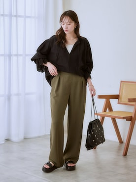 「首元ヌケ感」｜nissen Ladies Modelsさん（レディース・160cm）の春コーディネート