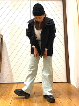 「大人カジュアルコーデ」｜「アイテム（マウンテンパーカー）」を使った、農山　紗耶加さん（レディース・155cm）の春コーディネート