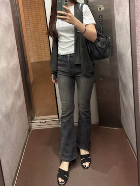 「SHEINのアイテム（デニムパンツ、ブラック系）」を使った、yura196さん（レディース・164cm）の春コーディネート