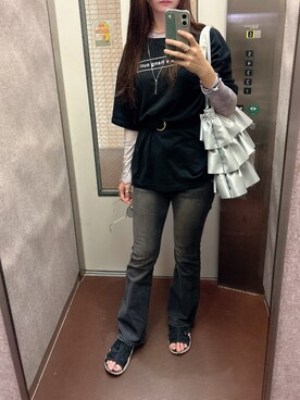 「SHEINのアイテム（デニムパンツ、ブラック系）」を使った、yura196さん（レディース・164cm）の春コーディネート