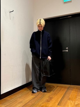 「URBAN RESEARCH（アーバンリサーチ）のアイテム（ニット/セーター）」を使った、鎌田　真平さん（メンズ・172cm）の春コーディネート
