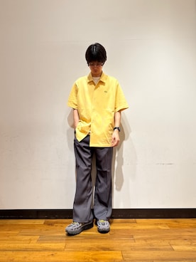 「URBAN RESEARCH（アーバンリサーチ）の『別注』LACOSTE×URBAN RESEARCH　FUNCTIONAL PIQUE OP SHIRTS（シャツ/ブラウス、イエロー系）」を使った、鎌田　真平さん（メンズ・172cm）の春コーディネート