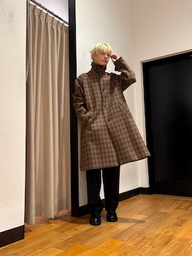 「アイテム（ステンカラーコート）」を使った、鎌田　真平さん（メンズ・172cm）の冬コーディネート