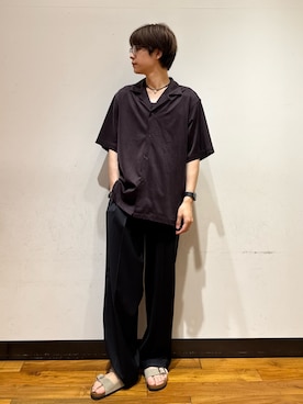 「URBAN RESEARCH（アーバンリサーチ）の『洗濯可』WASHABLE CUPRO SS O/C SHIRTS（シャツ/ブラウス、ブラウン系）」を使った、鎌田　真平さん（メンズ・172cm）の秋コーディネート