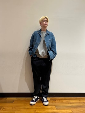 「URBAN RESEARCH（アーバンリサーチ）のアイテム（デニムジャケット）」を使った、鎌田　真平さん（メンズ・172cm）の冬コーディネート