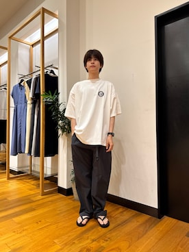 「URBAN RESEARCH（アーバンリサーチ）の阪神タイガース×亀井雅文×UR　Tシャツ（Tシャツ/カットソー、ホワイト系）」を使った、鎌田　真平さん（メンズ・172cm）の夏コーディネート