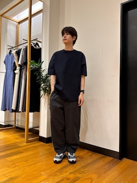 「URBAN RESEARCH（アーバンリサーチ）のDescente　FUSIONKNIT T-SHIRTS（Tシャツ/カットソー、ブルー系）」を使った、鎌田　真平さん（メンズ・172cm）の夏コーディネート