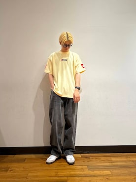 「アーバンリサーチ」｜「アイテム（スニーカー）」を使った、鎌田　真平さん（メンズ・172cm）の夏コーディネート