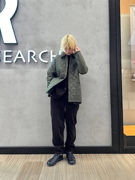 「アイテム（セットアップ、ブラウン系）」を使った、鎌田　真平さん（メンズ・172cm）の秋コーディネート