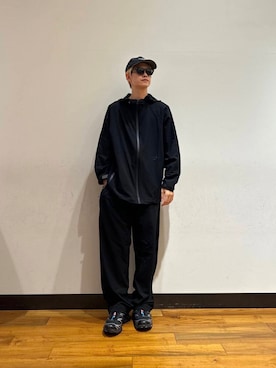 「アーバンリサーチ」｜「アイテム（スニーカー）」を使った、鎌田　真平さん（メンズ・172cm）の夏コーディネート