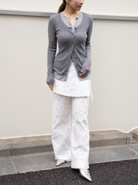 「THINGS THAT MATTER（シングス ザット マター）のSPARKLE SHEER KNIT CARDIGAN / スパークルシアーニットカーディガン（カーディガン/ボレロ、グレー系）」を使った、THINGS THAT MATTERさん（レディース・160cm）の春コーディネート