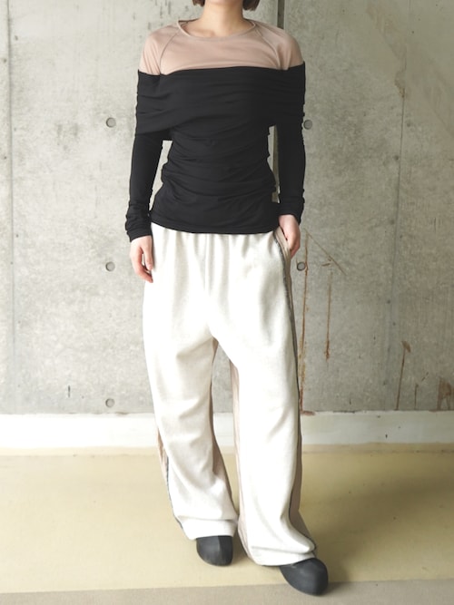 THINGS THAT MATTER NEW PRETENSE OFF-SHOULDER TOPS / ニュー