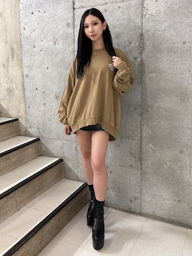 「GYDA（ジェイダ）のアイテム（スウェット）」を使った、hinanoさん（レディース・156cm）の夏コーディネート